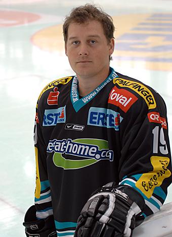 #19 Rob Shearer, Stuermer, EHC Liwest Black Wings Linz