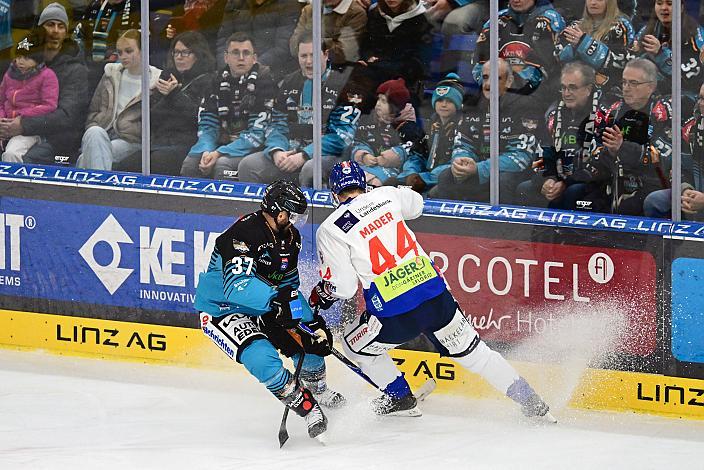 Andreas Kristler (Steinbach Black Wings Linz), Thomas Mader (HC Tiwag Innsbruck - Die Haie), 33. Runde ICE, Steinbach Black Wings Linz vs HC Innsbruck, Linz AG Eisarena 
