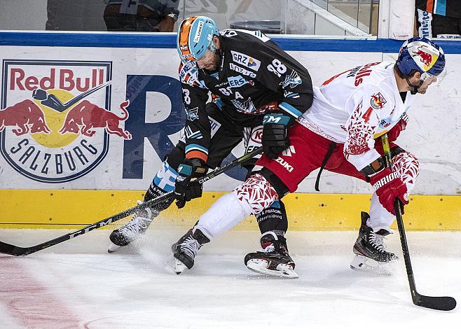 Dan DaSilva (EHC Liwest Black Wings Linz), George Edward Holloway (EC Red Bull Salzburg) Red Bull Salzburg vs EHC Liwest Black Wings Linz 