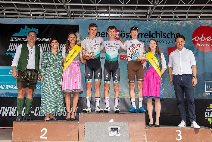 V.l.  Podest 3. Etappe 2. Platz 1. Emil Herzog (GER, Team Auto Eder), Platz Alexander Hajek (AUT, Team Auto Eder), 3. Platz Robin Donze (SUI, AG2R Citroen), 46. Int. Keine Sorgen,  Junioren Rundfahrt UCI Kat. MJ 2.1, 3. Etappe Bad Wimsbach/Neydharting - Strass im Attergau