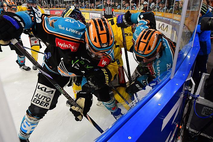  Brodi Stuart (Steinbach Black Wings Linz) Win2Day ICE Hockey League,  Steinbach Black Wings Linz vs Spusu Vienna Capitals,  Linz AG Eisarena 