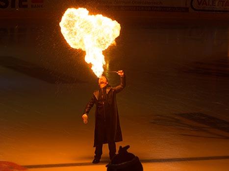 Perchten in der Linzer Eishalle, EHC Liwest Black Wings Linz vs HC Orli Znojmo