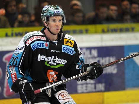#26 Rob Hisey, Stuermer, Linz, EHC Liwest Black Wings Linz vs. KHL Medvescak Zagreb, Platzierungsrunde