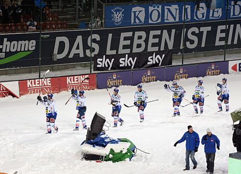 Der VSV feiert im Stadion Klagenfurt