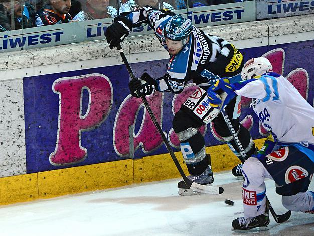 Gregor Baumgartner (Liwest Black Wings Linz) und Klemen Pretnar (EC VSV), EHC Liwest Black Wings Linz vs EC VSV, Play-Offs, Viertelfinale 