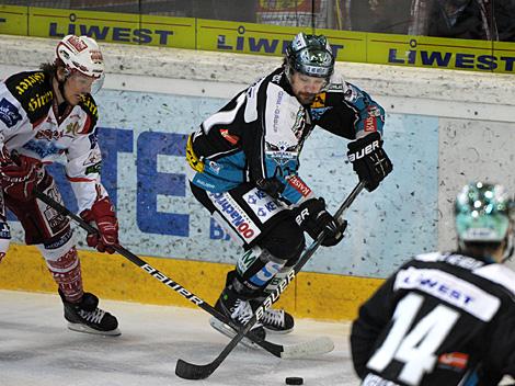 Curtis Murphy, Linz, EHC Liwest Black Wings Linz vs. EC KAC Finale 1