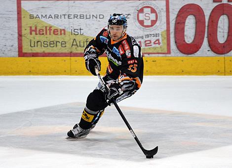 #25 Mark Szuecs, Stuermer, Liwest Black Wings Linz