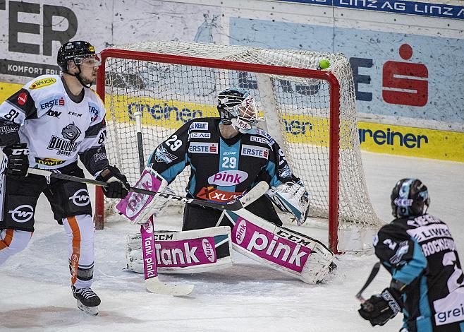 Tormann Michael Ouzas (EHC Liwest Black Wings Linz) EHC Liwest Black Wings Linz vs Dornbirn Bulldogs