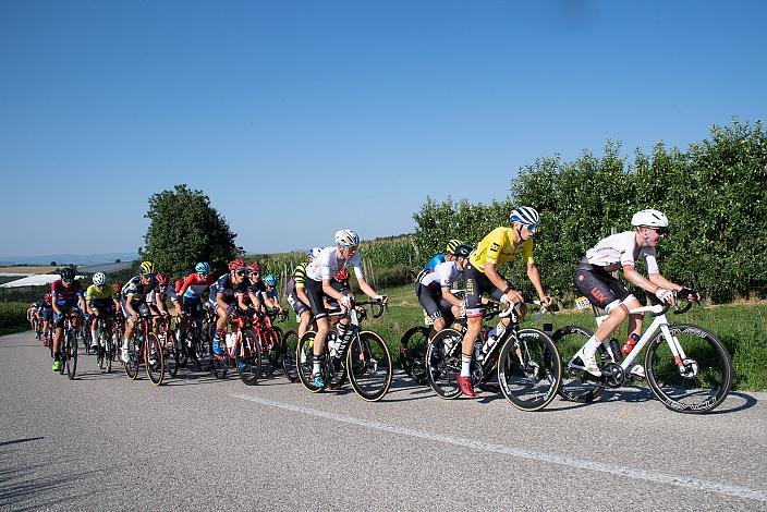 Im Führungstrikot  Jens Verbrugghe (BEL, AVIA-Rudyco Cycling Team) am Mistelbacher Berg Int. "Keine Sorgen" Junioren Rundfahrt UCI Kat. 2.1 MJ