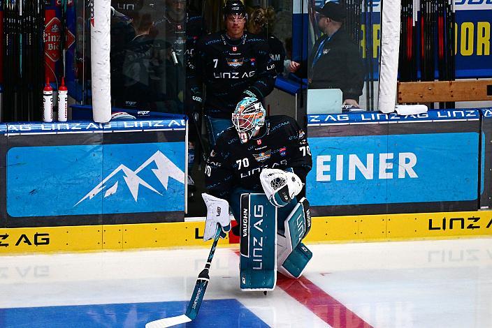 Warmup Tormann Dylan Wells (Steinbach Black Wings Linz) 2. Runde ICE, Steinbach Black Wings Linz vs Milano Hockey Club, Linz AG Eisarena 