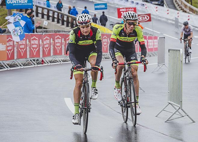 Roland Thalmann (SUI, Team Vorarlberg Santic), Daniel Geismayr (AUT, Team Vorarlberg) 5. Etappe Matrei - Grossglockner  70. Ã–sterreich Rundfahrt 