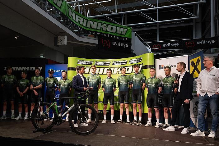 Sportlicher Leiter Matej Mugerli (SLO), Jakob Reiter (AUT), Maximilian Huber (AUT), Loic Bettendorff (LUX), Jaka Primozic (SLO), Richard Riska (SVK), David Paumann (AUT), Filippo Fortin (ITA), Valentin Poschacher (AUT), Riccardo Zoidl (AUT),  Dominik Hödlmoser (AUT),  Josef Dirnbauer (AUT), Ayden Jordan (AUT), Teampräsentation, Steyr, Team Hrinkow Advarics Cycleang, UCI Continental Team)