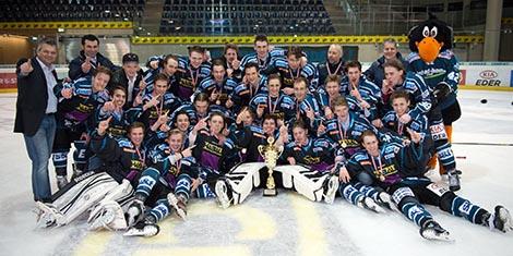 Linz feiert den U20 Meistertitel, Liwest Black Wings Linz - EC VSV U20