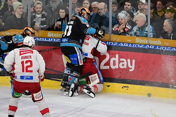 Sean Collins (Steinbach Black Wings Linz), Tobias Sablattnig (EC KAC) Semifinale 4, Win2Day ICE Hockey League, 4. Semifinale, Steinbach Black Wings Linz vs EC KAC,  Linz AG Eisarena 