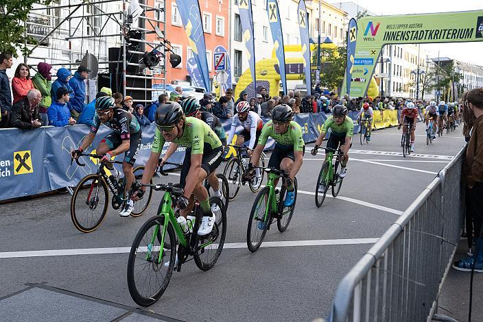 Daniel Eichinger (AUT, Hrinkow Advarics), Raphael Hammerschmid (AUT, Hrinkow Advarics), Marvin Hammerschmid (AUT, Hrinkow Advarics)  Radsport Wels, 24. Innenstadtkriterium