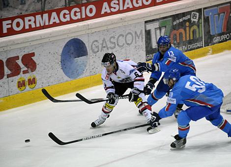 Rafael Rotter Team Austria im Angriff auf das Tor von Team Italia, 