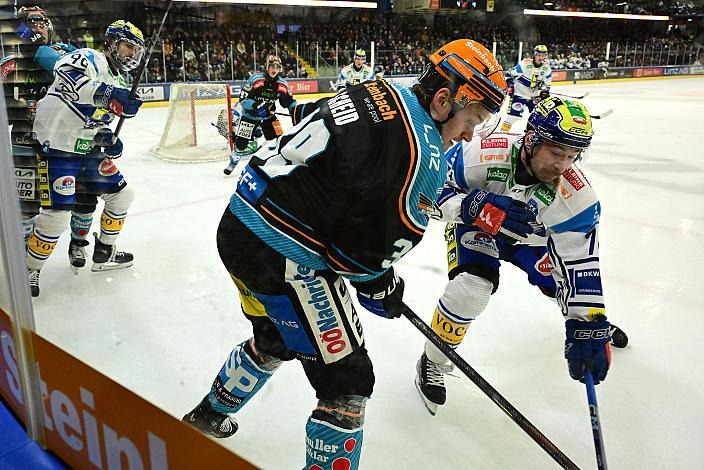 Ian Scheid (Steinbach Black Wings Linz), Max Coatta (EC iDM Wärmepumpen VSV)  Win2Day ICE Hockey League,  Steinbach Black Wings Linz vs  EC VSV,  Linz AG Eisarena 