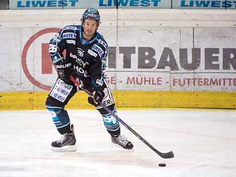 Rob Hisey, Linz Vienna, EHC Liwest Black Wings Linz vs UPC Vienna Capitals