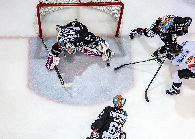 Im Bild: Tormann David Kickert (EHC Liwest Black Wings Linz),  Eishockey,  EHC Liwest Black Wings Linz vs Moser Medical Graz 99ers