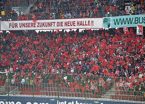 Die Fans des KAC im Stadion Klagenfurt