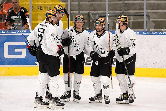Niklas Bretschneider (Steinbach Black Wings Linz) feiert sein Tor Steinbach Black Wings Linz vs Olimpija Ljubljana,  WIn2day ICE Hockey League