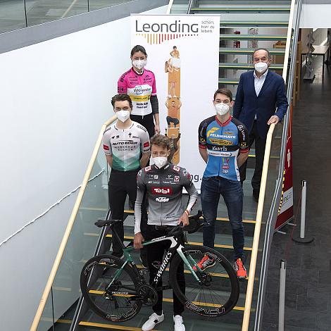  v.l. Marlene Brandlmair (AUT, Union RRT Pielachtal), ( Benjamin Eckerstorfer (AUT, Team Auto Eder, Bayern), Florian Kierner (AUT, Tirol Cycling Team),  Jakob Purtscheller (AUT, Team Felbermayr Simplon Wels),  Leonding, Paul Resch (Präsident LRV Oberösterreich)