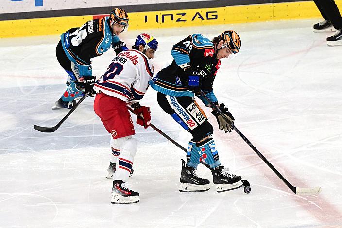 Graham Knott (Steinbach Black Wings Linz), Benjamin Nissner (EC Red Bull Salzburg)  Win2Day ICE Hockey League,  Steinbach Black Wings Linz vs EC Red Bull Salzburg,  Linz AG Eisarena 