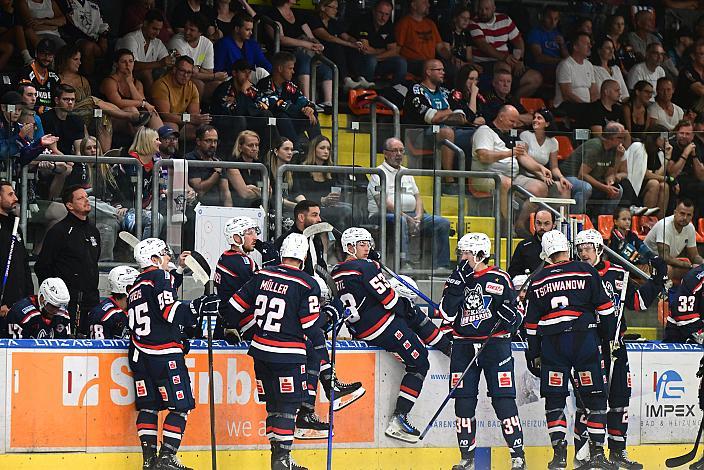 Das Team der Kassel Huskies Testspiel, Steinbach Black Wings Linz vs Kassel Huskies , Linz AG Eisarena 