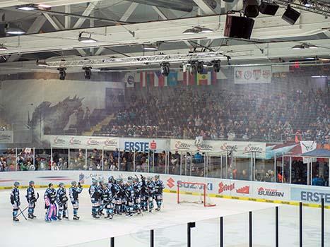 Linz feiert, EHC Liwest Black Wings Linz vs EC Red Bull Salzburg
