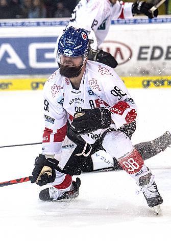 Im Bild: Jan Lattner (HC TWK Innsbruck  Die Haie) Eishockey,  EHC Liwest Black Wings Linz vs HC TWK Innsbruck Die Haie