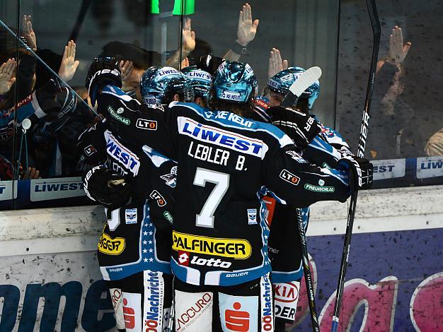 Linz feiert EHC Liwest Black Wings Linz vs HC TWK Innsbruck