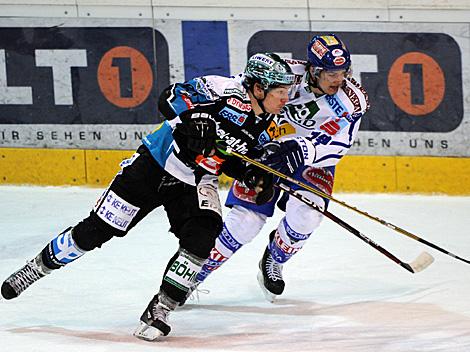 Patrick Spannring, Linz und Stefan BAcher, VSV, EHC Liwest Black Wings Linz vs. EC Rekord Fenster VSV