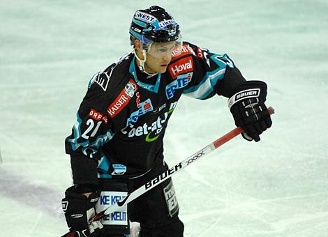 # 21 Philipp Lukas, EHC Liwest Black Wings Linz.