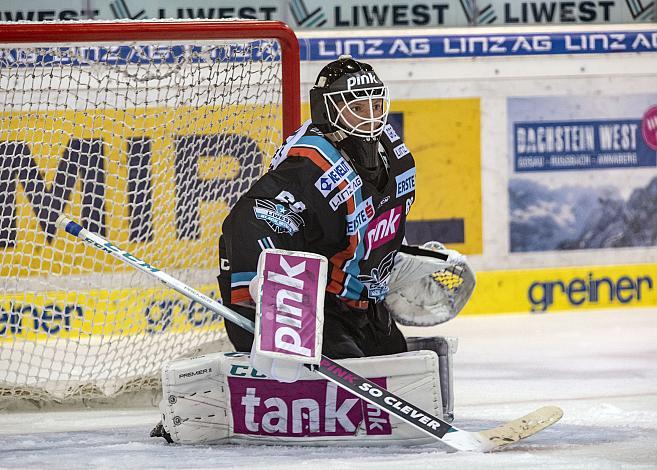 Im Bild Tormann Paul Mocher (EHC Liwest Black Wings Linz) Eishockey, EHC Liwest Black Wings Linz vs HC Bozen