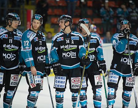Niklas Mayrhauser (EHC Liwest Black Wings Linz), Kevin Moderer (EHC Liwest Black Wings Linz), Daniel Oberkofler (EHC Liwest Black Wings Linz), Stefan Gaffal (EHC Liwest Black Wings Linz), Erik Kirchschläger (EHC Liwest Black Wings Linz), EHC Liwest B