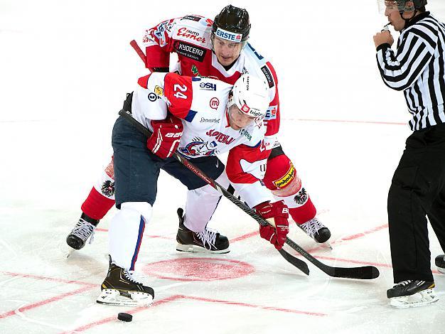 Rok Ticar, SLO und David Schuller, AUT, Oesterreich vs Slowenien, IIHF Euro Hockey Challenge