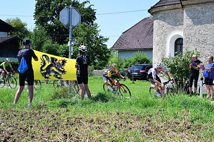 Die Ausreisser mit Felix Rützler (AUT, Nationalteam Österreich), Sebastian Garstenauer (AUT, Regionalteam Oberösterreich),  Im Punktetrikot Anco Ballif (NED, Gepla-Watersley R+D Cycling), 3. Etappe Bad Wimsbach - Strass im Attergau, Int. Oberösterreichische Versicherung OÖ Junioren Oberösterreich Rundfahrt