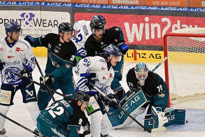 Tormann Dylan Wells (Steinbach Black Wings Linz), Jamieson Rees (Straubing Tigers) Testspiel Steinbach Black Wings Linz vs Straubing Tigers, Linz AG Eisarena 