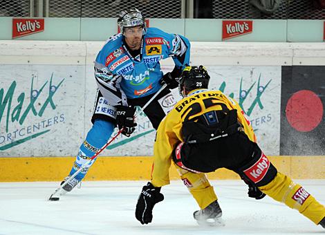 Bennoit Gratton, Vienna Capitals vs. Pat Leahy Liwest Black Wings Linz