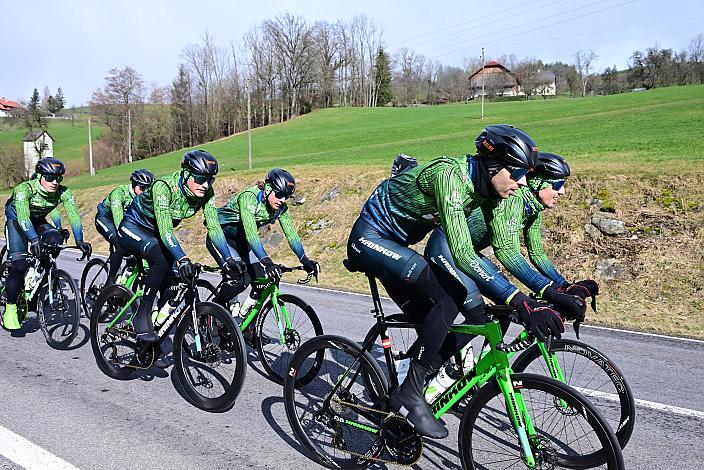 Maximilian Kabas (AUT, Hrinkow Advarics), Jonas Rapp (GER, Hrinkow Advarics), Ziga Horvat (SLO, Hrinkow Advarics) Trainingstag Steyr, Steyr, Team Hrinkow Advarics Cycleang, UCI Continental Team, 