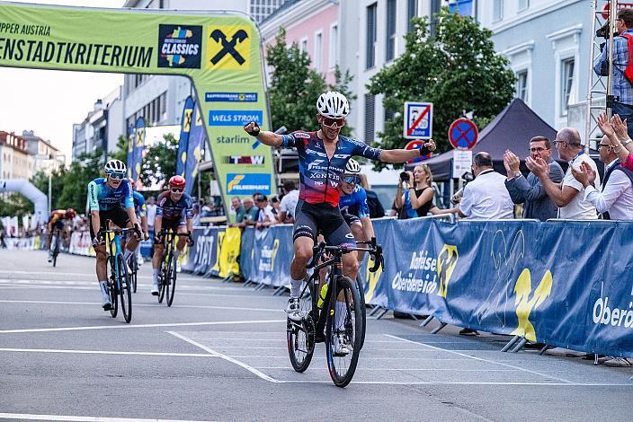 Sieger des Kriteriums Riccardo Zoidl (AUT, Team Felt - Felbermayr) 25. Welser Innestadt Kriterium 