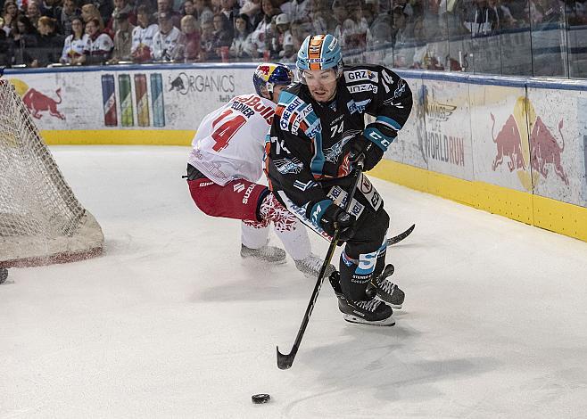 Josh Roach (EHC Liwest Black Wings Linz) Red Bull Salzburg vs EHC Liwest Black Wings Linz 