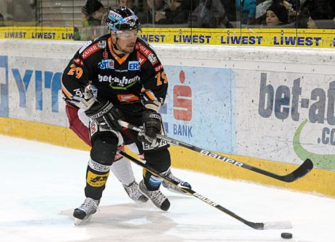 Markus Matthiasson Liwest Black Wings Linz HK Acroni Jesenice