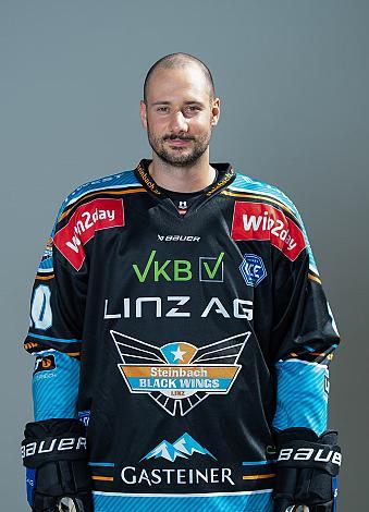 Julian Pusnik (Steinbach Black Wings Linz)  Linz, Linz AG Eisarena 