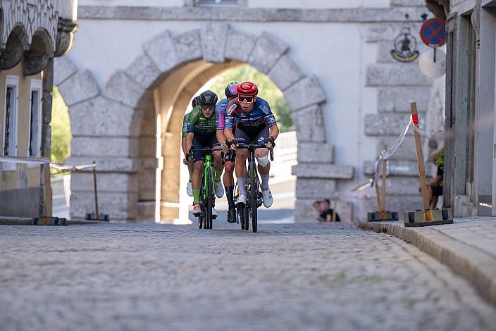 Attackers mit Josef Dirnbauer (AUT, Team Felt - Felbermayr) 25. Int. ASVÖ - HRINKOW City Kriterium Steyr, MTB-Nachwuchs vom Laufrad bis U17, ÖRV, Radsport, Mountainbike, ELITE Rennrad