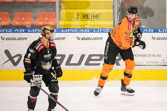 Emilio Romig (Steinbach Black Wings Linz), Erik Kirchschläger (Moser Medical Graz 99ers)Steinbach Black Wings Linz vs Moser Medical Graz 99ers, Pre-Play-Offs, 1. Runde ICE Hockey League, Steinbach Black Wings Linz, Linz AG Eisarena 