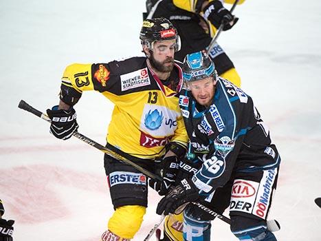 Rob Hisey, Linz Michael Schiechl, Vienna,  EHC Liwest Black Wings Linz vs UPC Vienna Capitals 1. SF