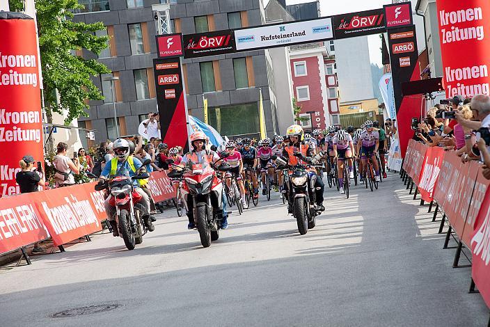 Start zum Damenrennen Elite Damen, Österreichische Meisterschaft Strassenrennen, Kufstein, Tirol 