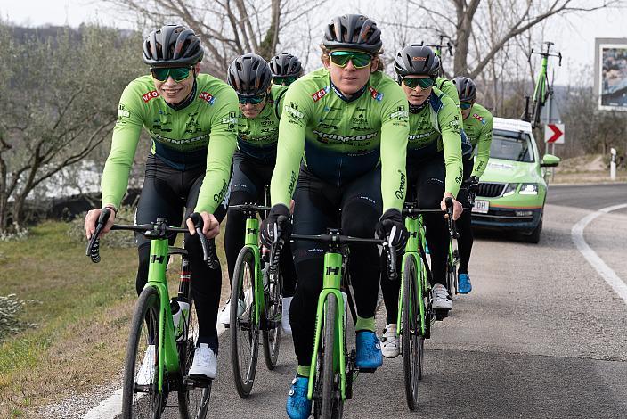 Stefan Kovar (AUT, Hrinkow Advarics), Marvin Hammerschmid (AUT, Hrinkow Advarics) Trainingscamp Porec, Kroatien, Team Hrinkow Advarics Cycleang, UCI Continental Team, 