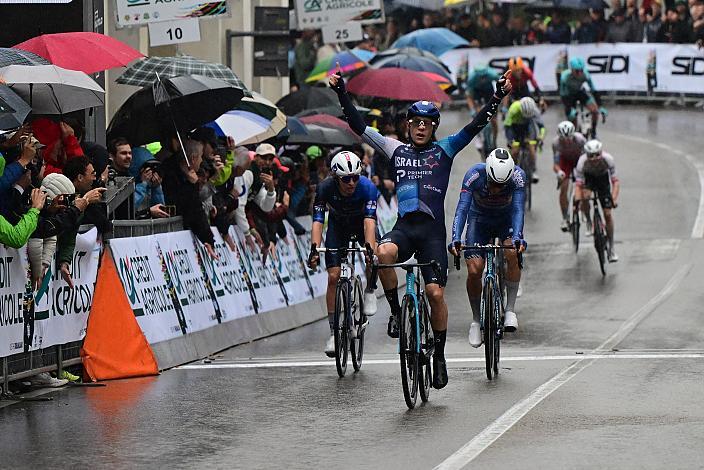 Sieger des Giro del Veneto 2024  Corbin Strong (AUS, Israel-Premier Tech)  87. Giro del Veneto UCI 1.1 Pro, Verona - Vicenza Monte Berici